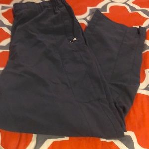 Women's Size XLP Vera Bradley Scrub pants